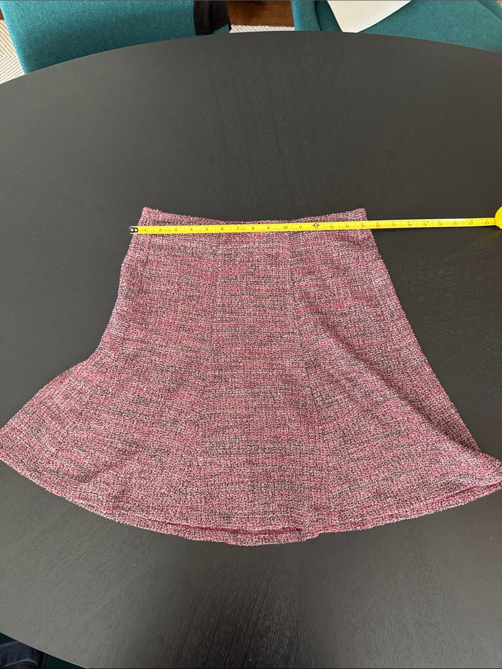 NWT Loft size  M boucle flippy skirt